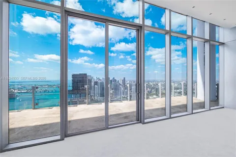 $7,500,000 | 700 Northeast 26th Terrace, Unit PH02, Miami, FL 33137