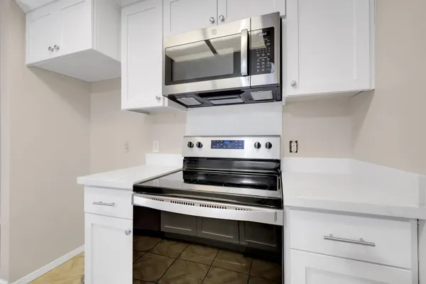 $179,900 | 799 Clark Avenue, Unit 10, Yuba City, CA 95991