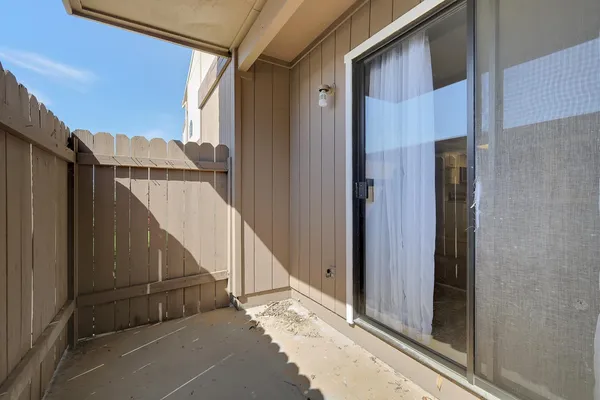 $179,900 | 799 Clark Avenue, Unit 10, Yuba City, CA 95991