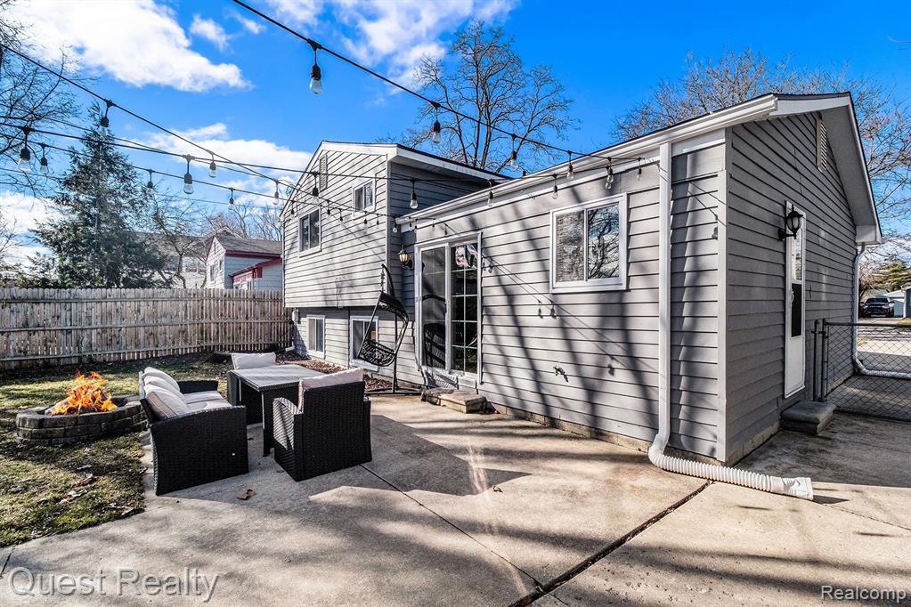 3920 Kent Road Royal Oak, MI 48073 - Photo 23 of 32