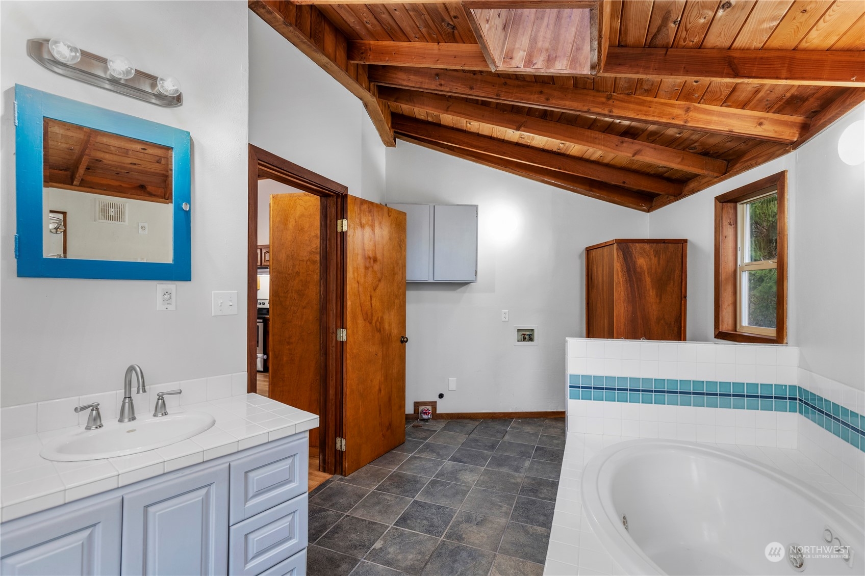 671 Claybanks Road Quilcene, WA 98376 - Photo 21 of 26 Gallery Image 21