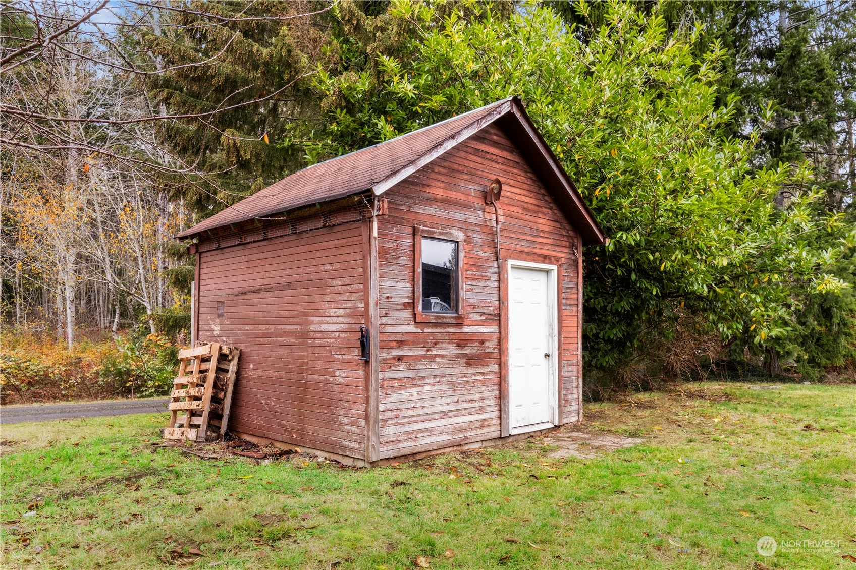 671 Claybanks Road Quilcene, WA 98376 - Photo 23 of 26 Gallery Image 23