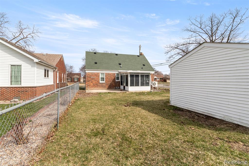 15705 Champaign Road Allen Park, MI 48101 - Photo 34 of 42