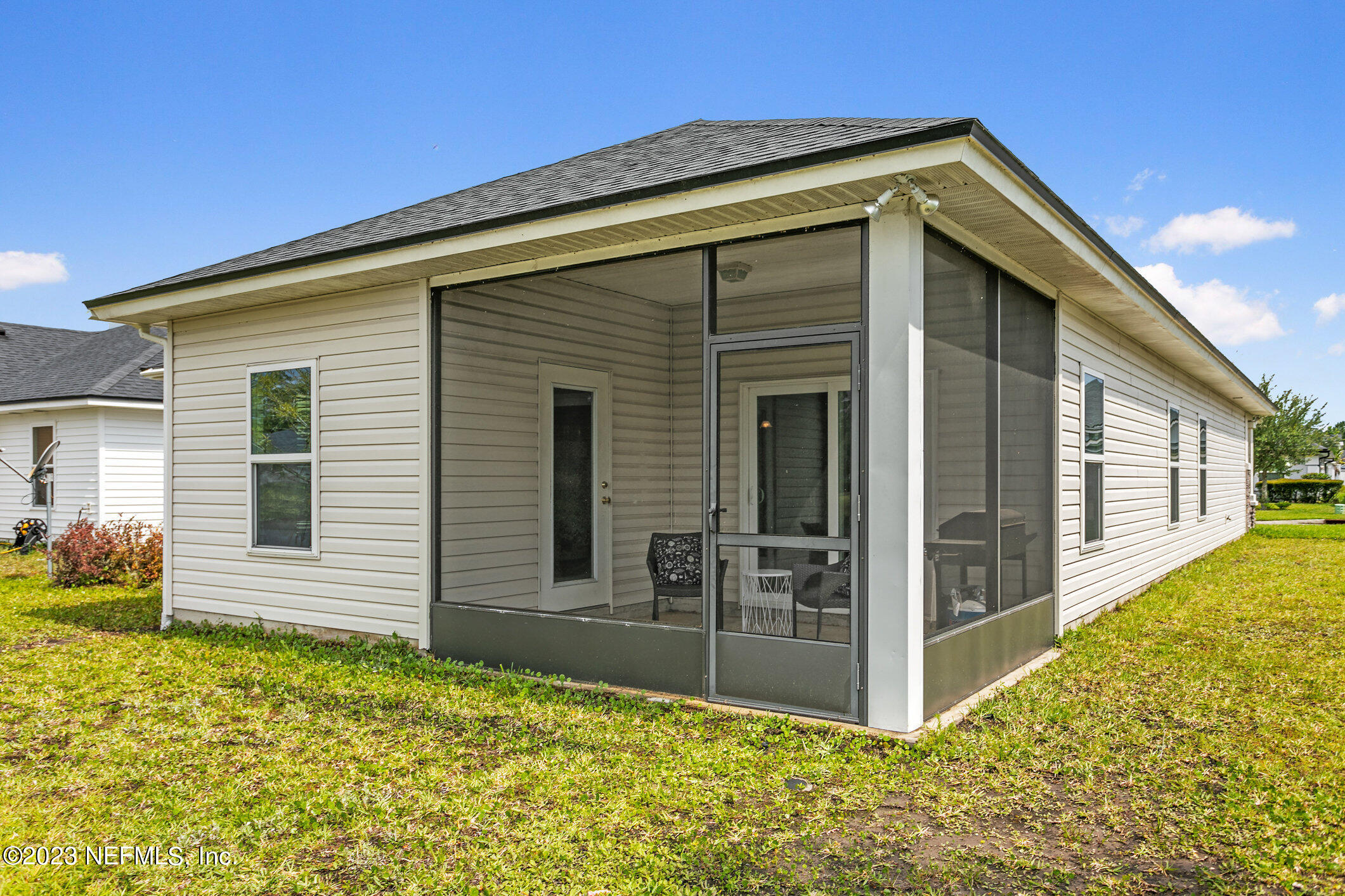 9864 Sailor Drive Jacksonville, FL 32221 - Photo 39 of 44 a front view of house with an outdoor space