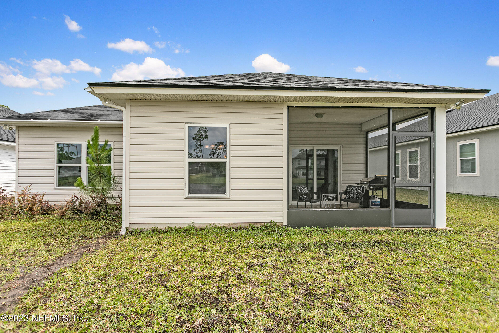 9864 Sailor Drive Jacksonville, FL 32221 - Photo 43 of 44 a front view of a house with patio