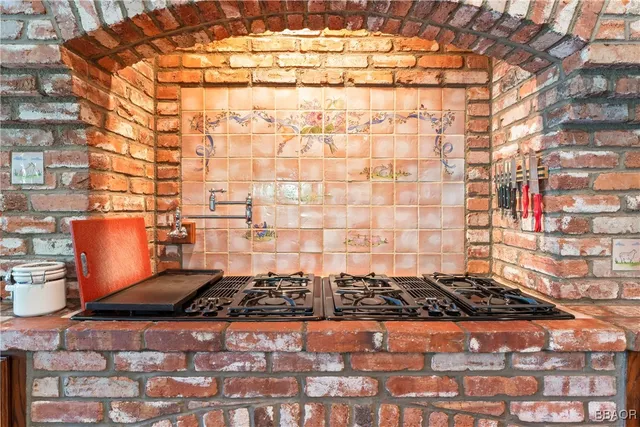 $5,798,000 | 27409 North Bay Road, Lake Arrowhead, CA 92352