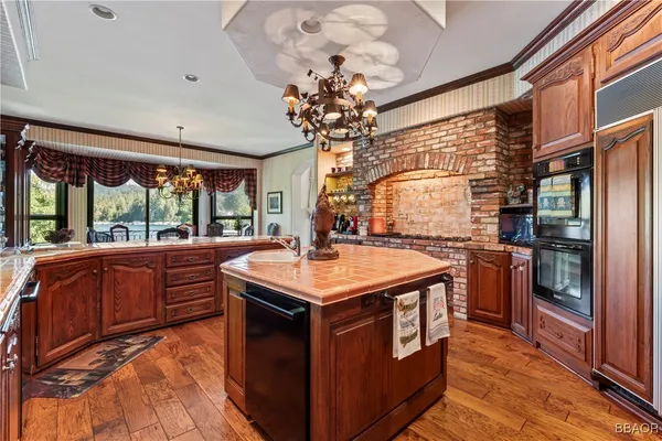 $5,750,000 | 27409 North Bay Road, Lake Arrowhead, CA 92352