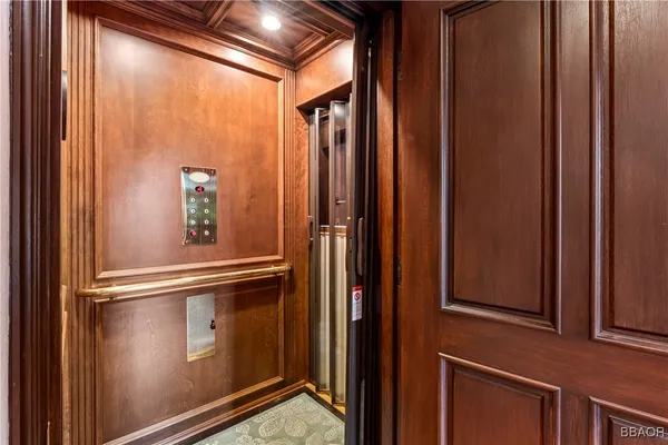 $5,750,000 | 27409 North Bay Road, Lake Arrowhead, CA 92352
