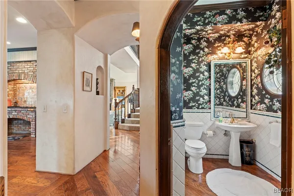 $5,750,000 | 27409 North Bay Road, Lake Arrowhead, CA 92352
