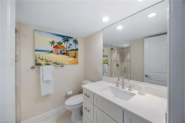 $5,500 | 610 Broad Avenue South, Unit J610, Naples, FL 34102