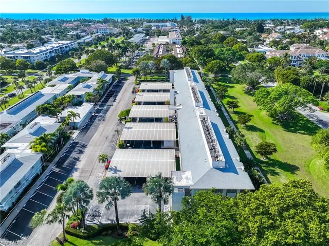 $5,500 | 610 Broad Avenue South, Unit J610, Naples, FL 34102