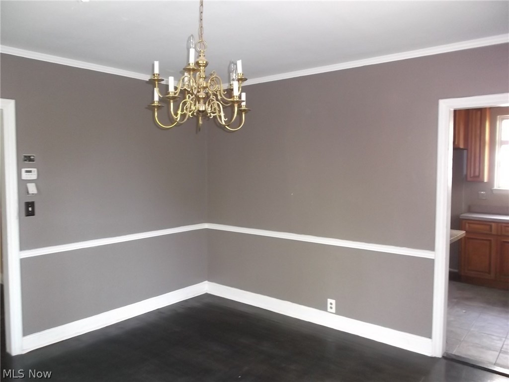 15433 Brewster Road Cleveland, OH 44112 - Photo 4 of 13 Gallery Image 4
