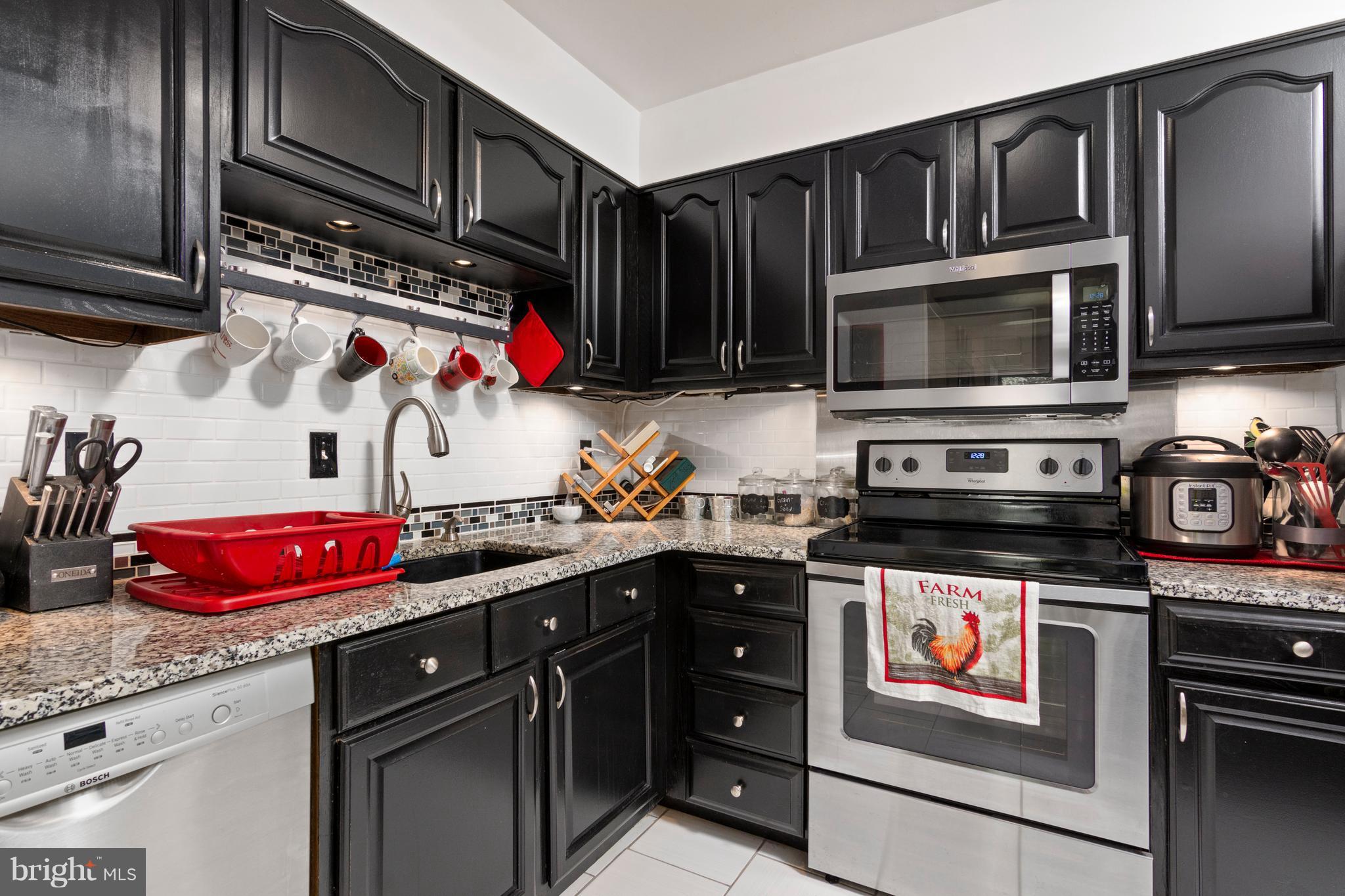 359 River Road Arnold, MD 21012 - Photo 12 of 29 Kitchen
