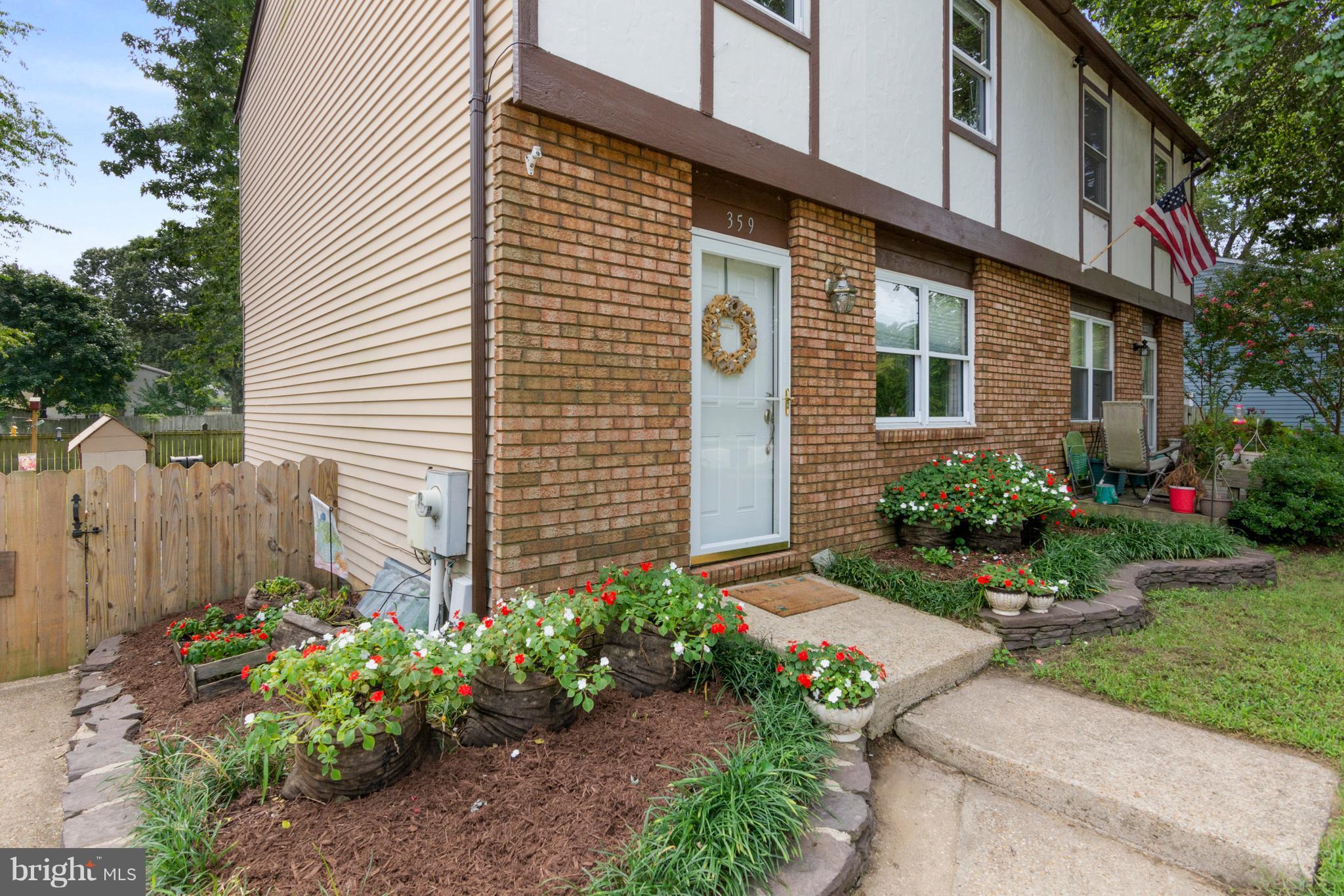 359 River Road Arnold, MD 21012 - Photo 3 of 29 Exterior Side View