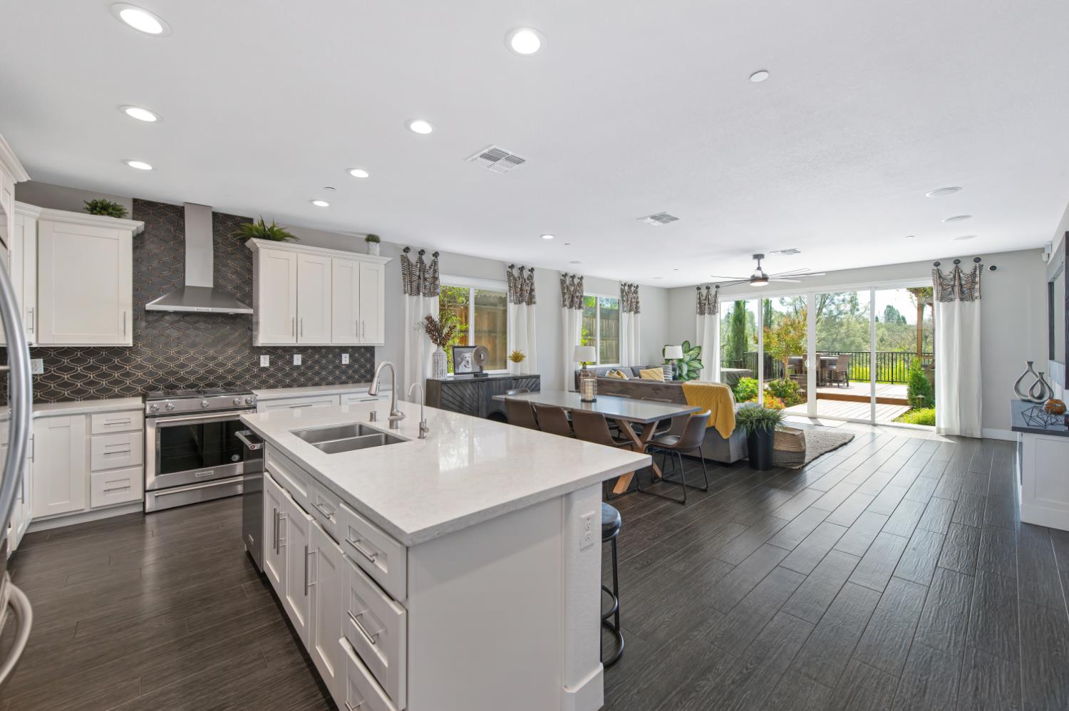 611 Willow Ridge Court Folsom, CA 95630 - Photo 11 of 63