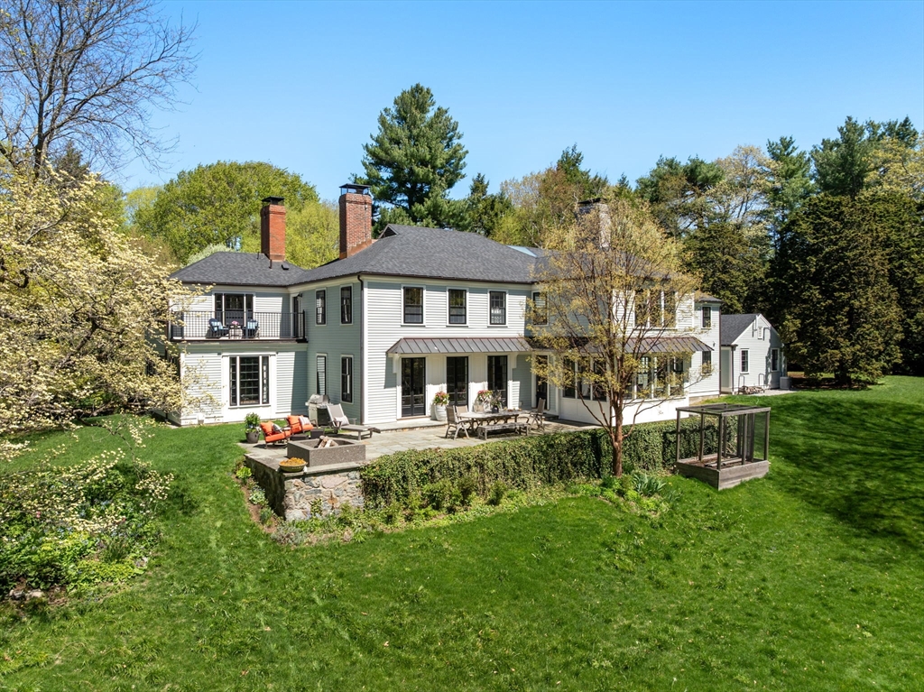 21 Sargent Crossway Brookline, MA 02445 - Photo 5 of 36 a front view of a house with garden