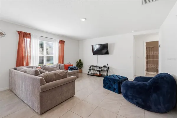 $386,999 | 36882 Goffaux Loop, Zephyrhills, FL 33541