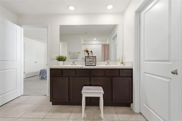 $386,999 | 36882 Goffaux Loop, Zephyrhills, FL 33541