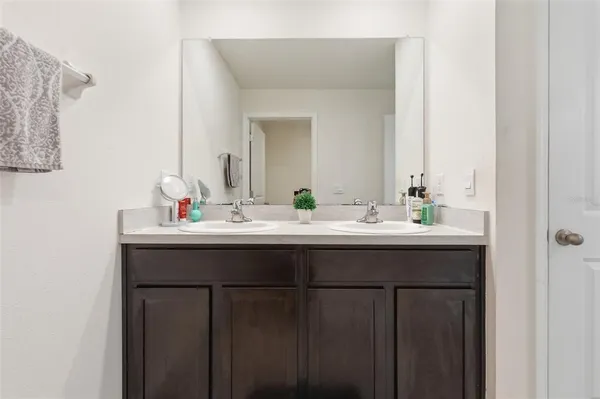 $386,999 | 36882 Goffaux Loop, Zephyrhills, FL 33541