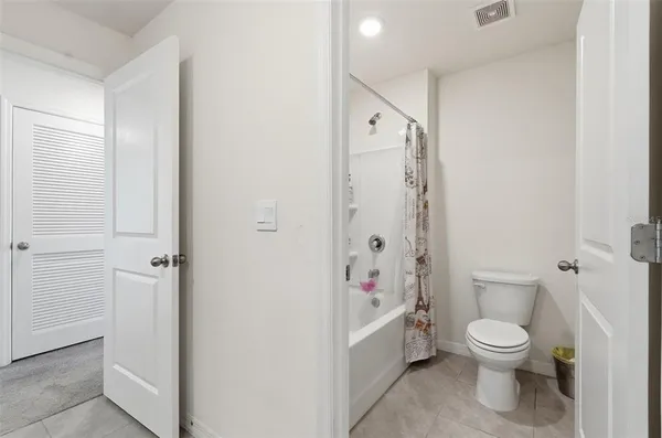 $386,999 | 36882 Goffaux Loop, Zephyrhills, FL 33541