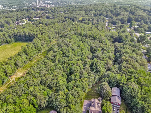 $250,000 | 57 Winter Street, Topsham, ME 04086