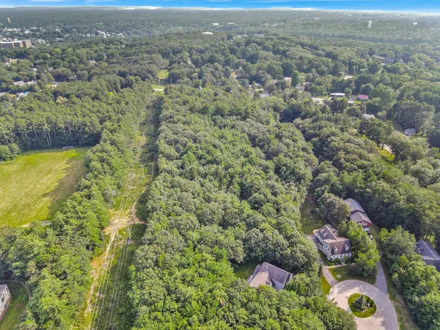 $250,000 | 57 Winter Street, Topsham, ME 04086