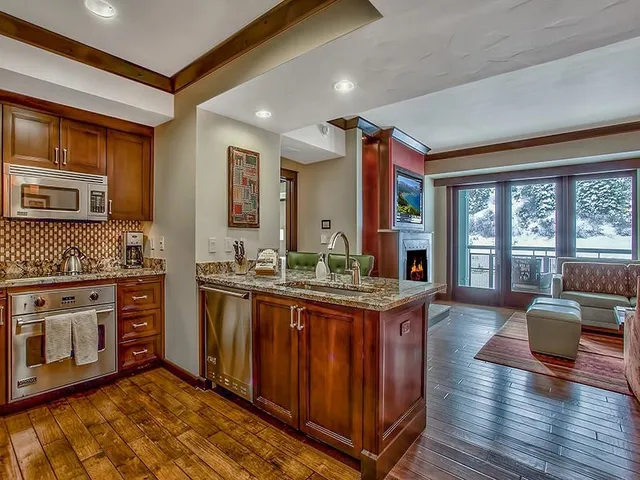 $69,000 | 13051 Ritz Carlton Highlands Court, Unit 4405 SHARE 17, Truckee, CA 96161