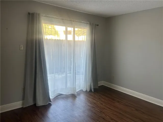 $169,000 | 832 South Clearview Parkway, Unit 313, New Orleans, LA 70123