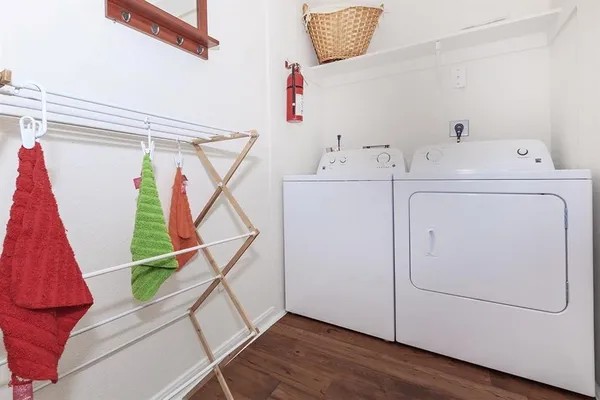 $1,229 | 10965 South Gessner Drive, Unit 1110, Houston, TX 77071