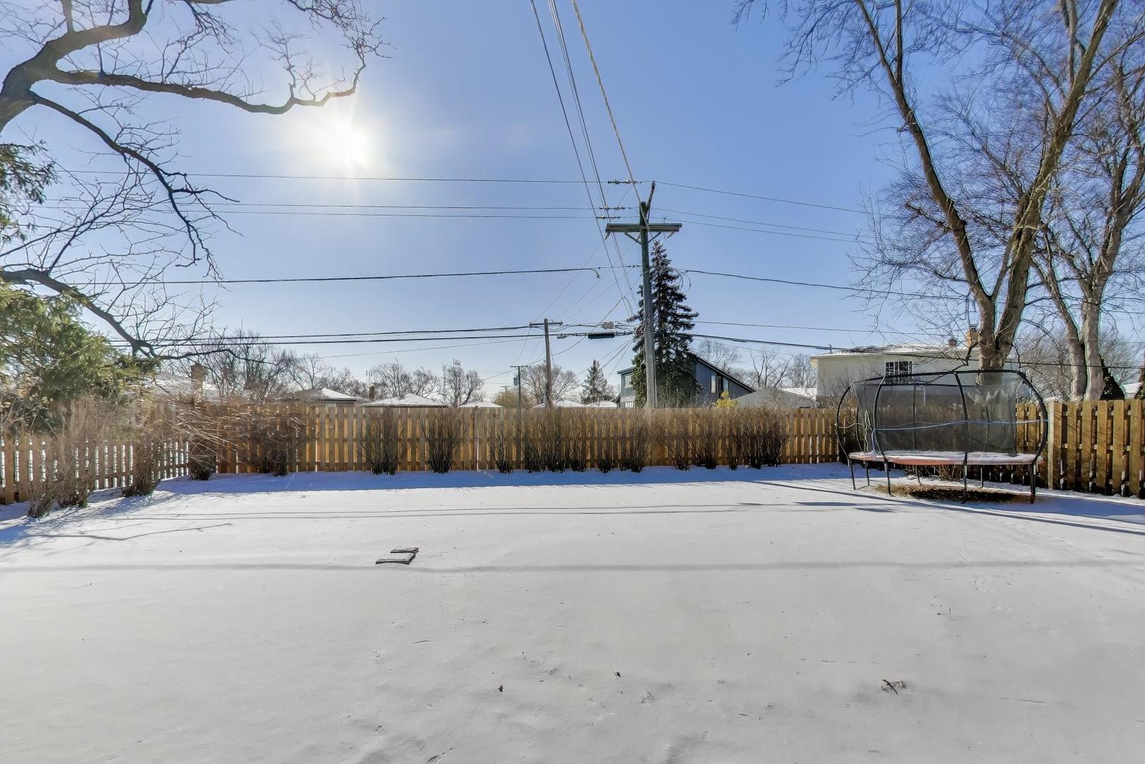 7441 Lyons Street Morton Grove, IL 60053 - Photo 22 of 28