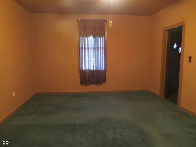 $89,000 | 218 East Garfield Street, Alexandria, IN 46001