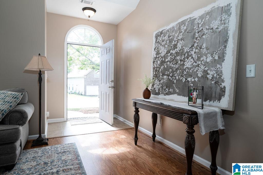 616 Clearview Road Birmingham, AL 35226 - Photo 4 of 31