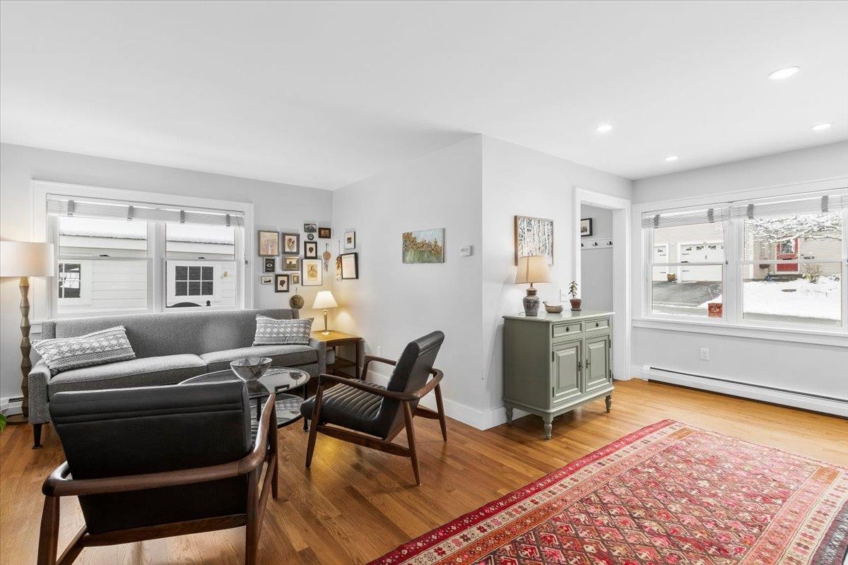 356 Elm Street Bennington, VT 05201 - Photo 11 of 34