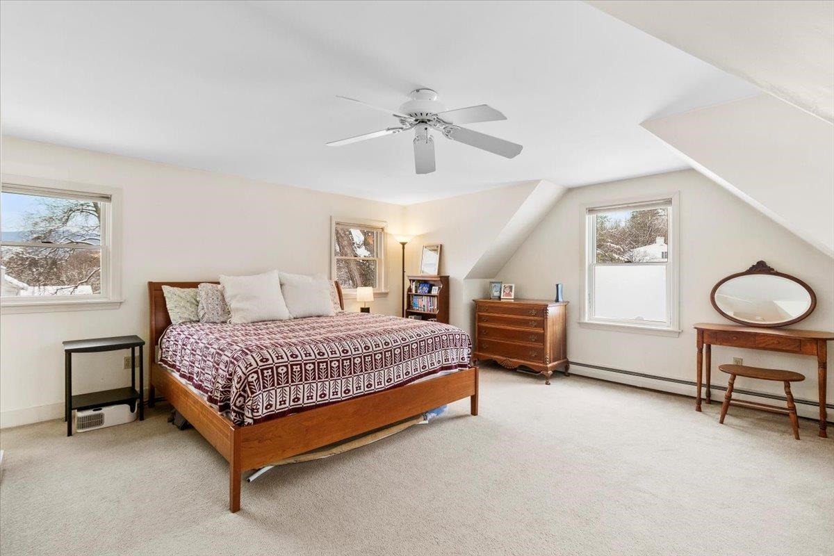 356 Elm Street Bennington, VT 05201 - Photo 23 of 34