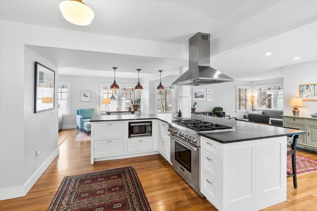 356 Elm Street Bennington, VT 05201 - Photo 10 of 34