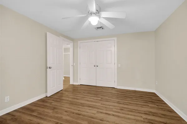 $1,500 | 13563 Farm-To-Market 2432, Willis, TX 77378