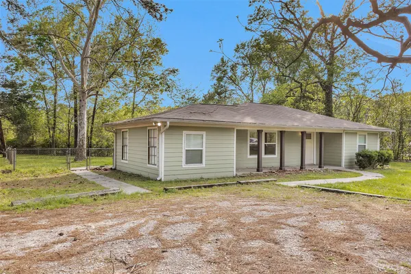 $1,500 | 13563 Farm-To-Market 2432, Willis, TX 77378