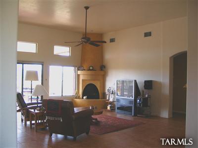 1194 Prima Court Rio Rico, AZ 85648 - Photo 6 of 9