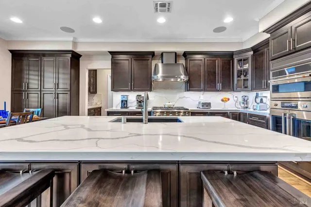 $1,290,000 | 621 Kearney Street, Benicia, CA 94510