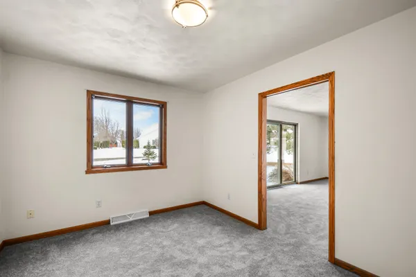 $324,900 | W3127 Glenbrooke Court, Appleton, WI 54915