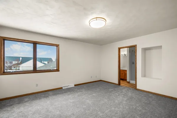 $324,900 | W3127 Glenbrooke Court, Appleton, WI 54915