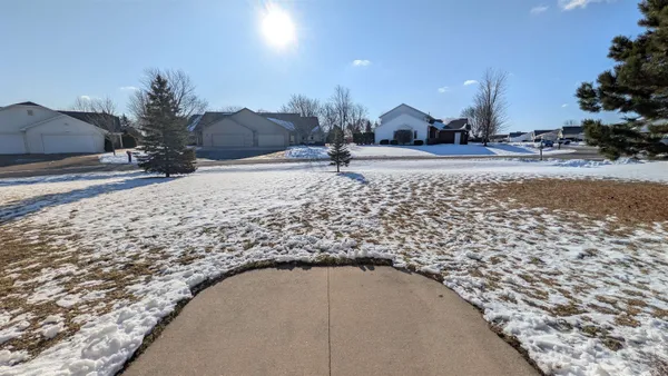 $324,900 | W3127 Glenbrooke Court, Appleton, WI 54915