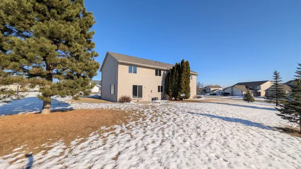 $324,900 | W3127 Glenbrooke Court, Appleton, WI 54915