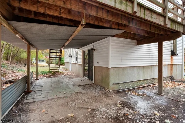 a view of a shaded area in the patio