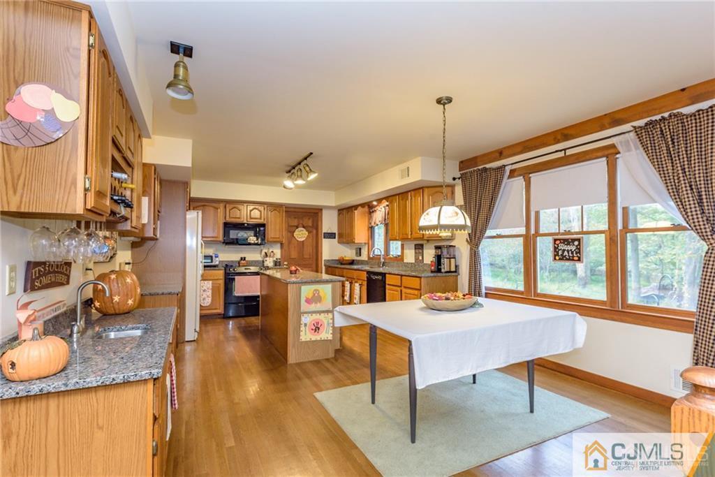 144 Meridan Road Boonton, NJ 07005 - Photo 8 of 28