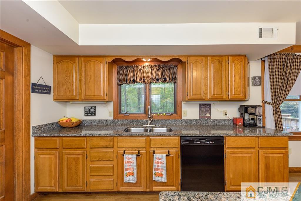 144 Meridan Road Boonton, NJ 07005 - Photo 10 of 28