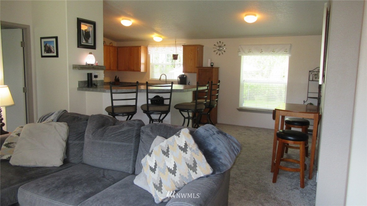 5182 Anderson Road Blaine, WA 98230 - Photo 11 of 40 Gallery Image 11