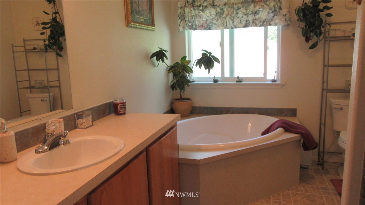 5182 Anderson Road Blaine, WA 98230 - Photo 24 of 40 Gallery Image 24
