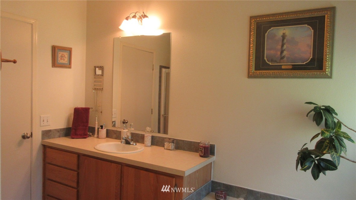 5182 Anderson Road Blaine, WA 98230 - Photo 25 of 40 Gallery Image 25