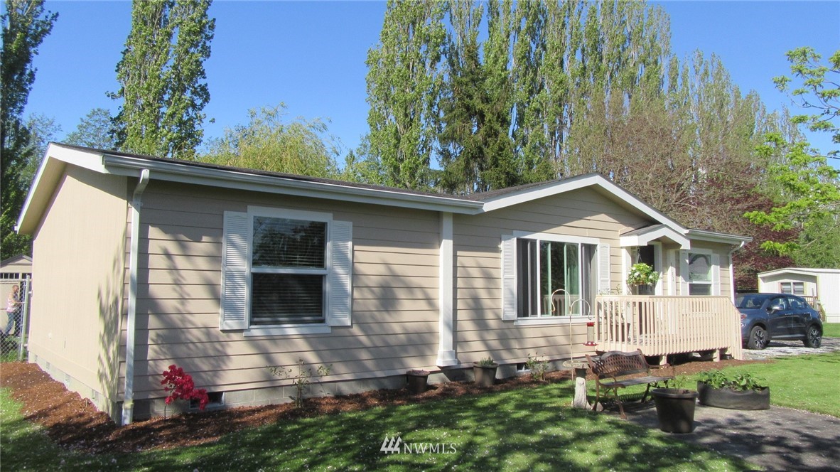 5182 Anderson Road Blaine, WA 98230 - Photo 4 of 40 Gallery Image 4